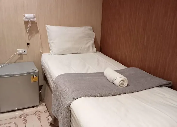 Ks House Hotel 2*